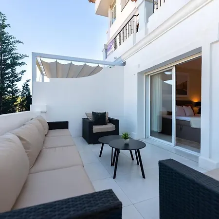 Apartment Vacation Marbella: Pet-friendly Ground Floor Near Puerto Banus