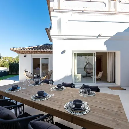 Vacation Marbella: Pet-friendly Ground Floor Near Puerto Banus * Marbella